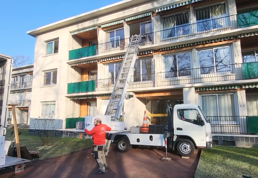 Déménagement avec monte-meuble à Amiens : simplicité, efficacité, sécurité